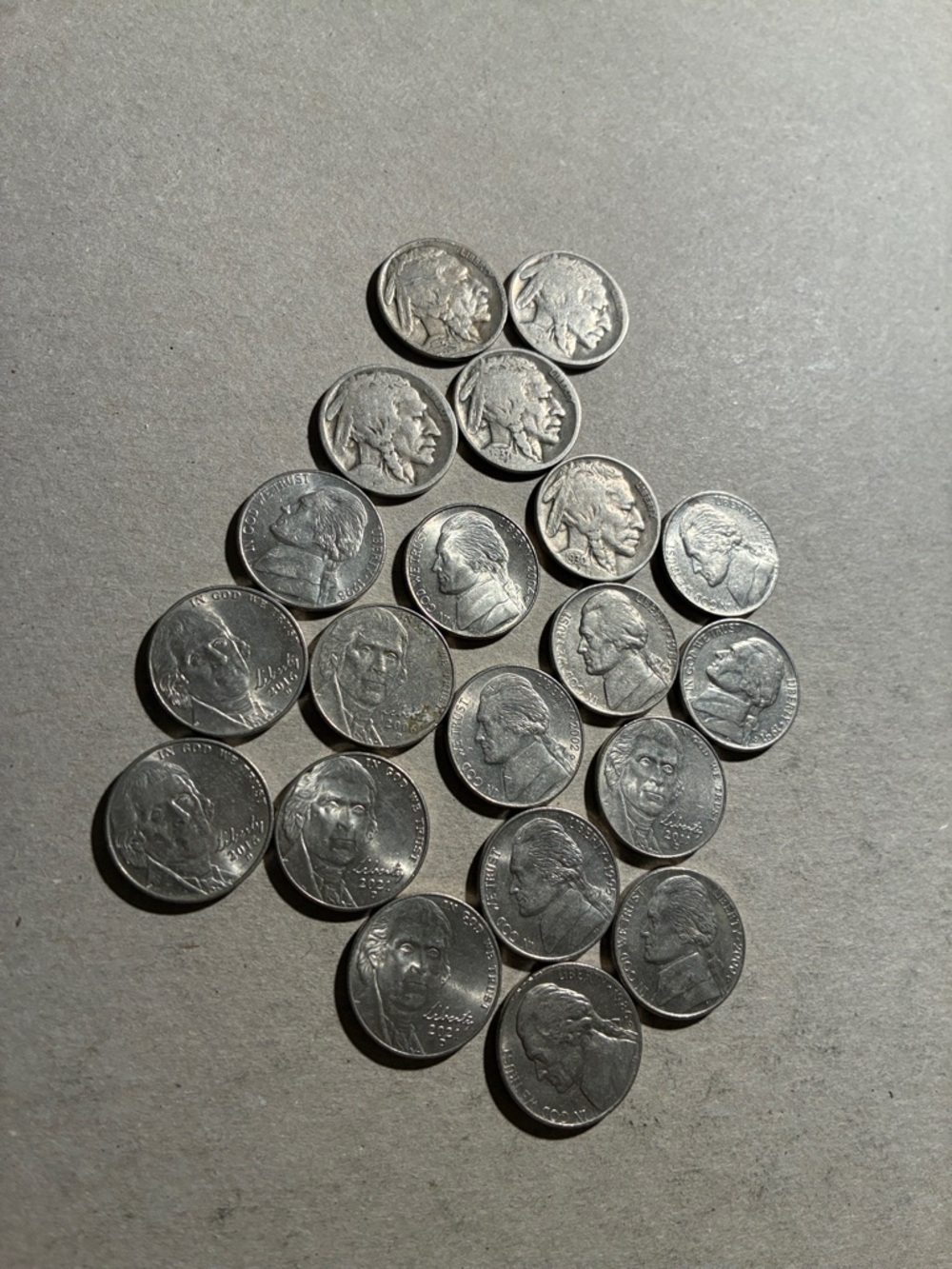 20 Nickels.  5 Buffalo Head (1920 to 1937)